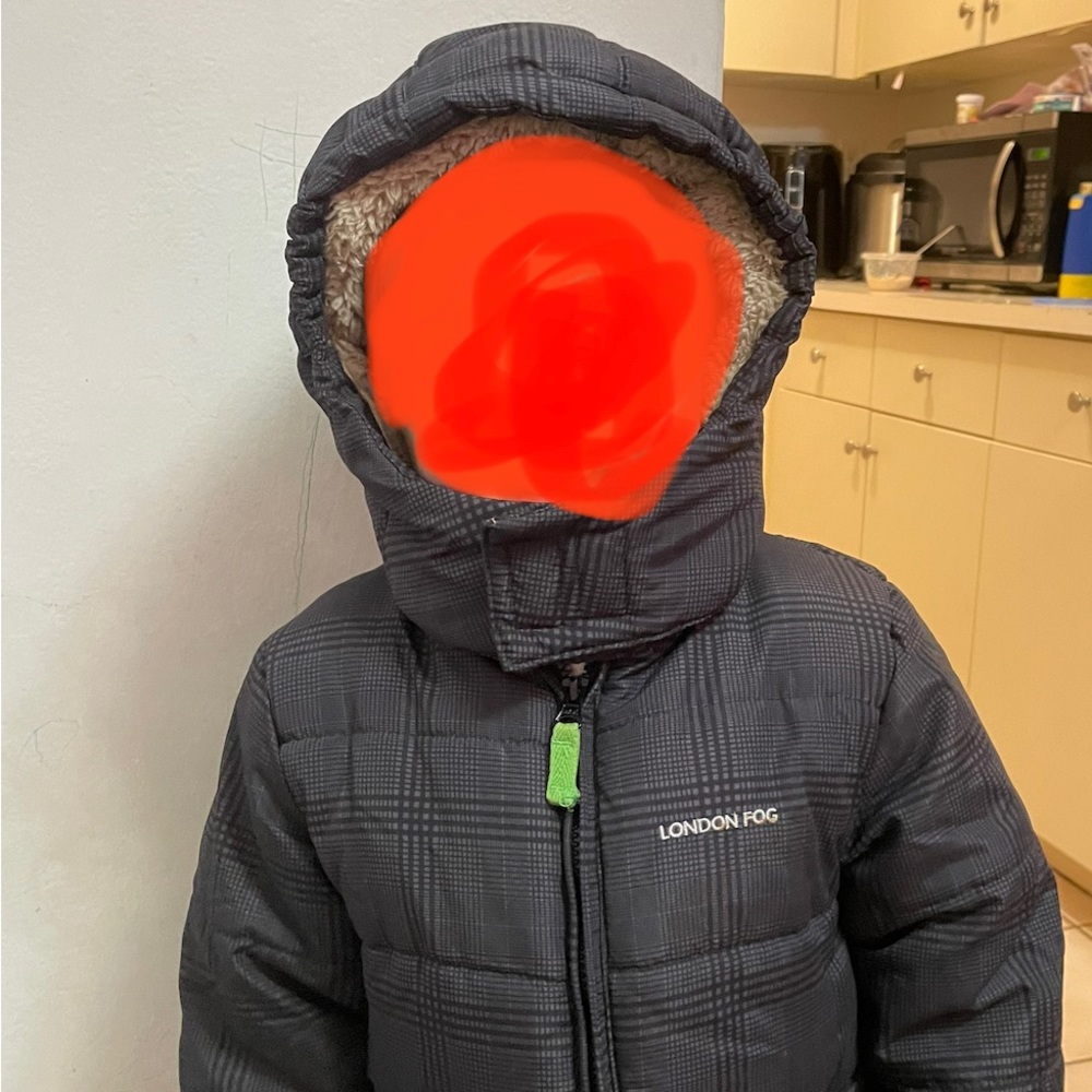 Good snowcoat only used once